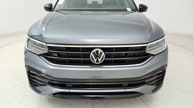 Used 2023 Volkswagen Tiguan SE R-Line image 8