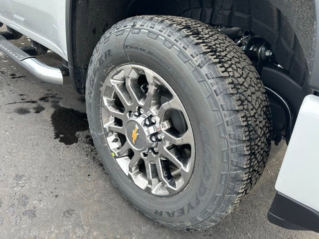 New 2026 Chevrolet Silverado 2500 LT w/ Z71 Chrome Sport Edition image 9