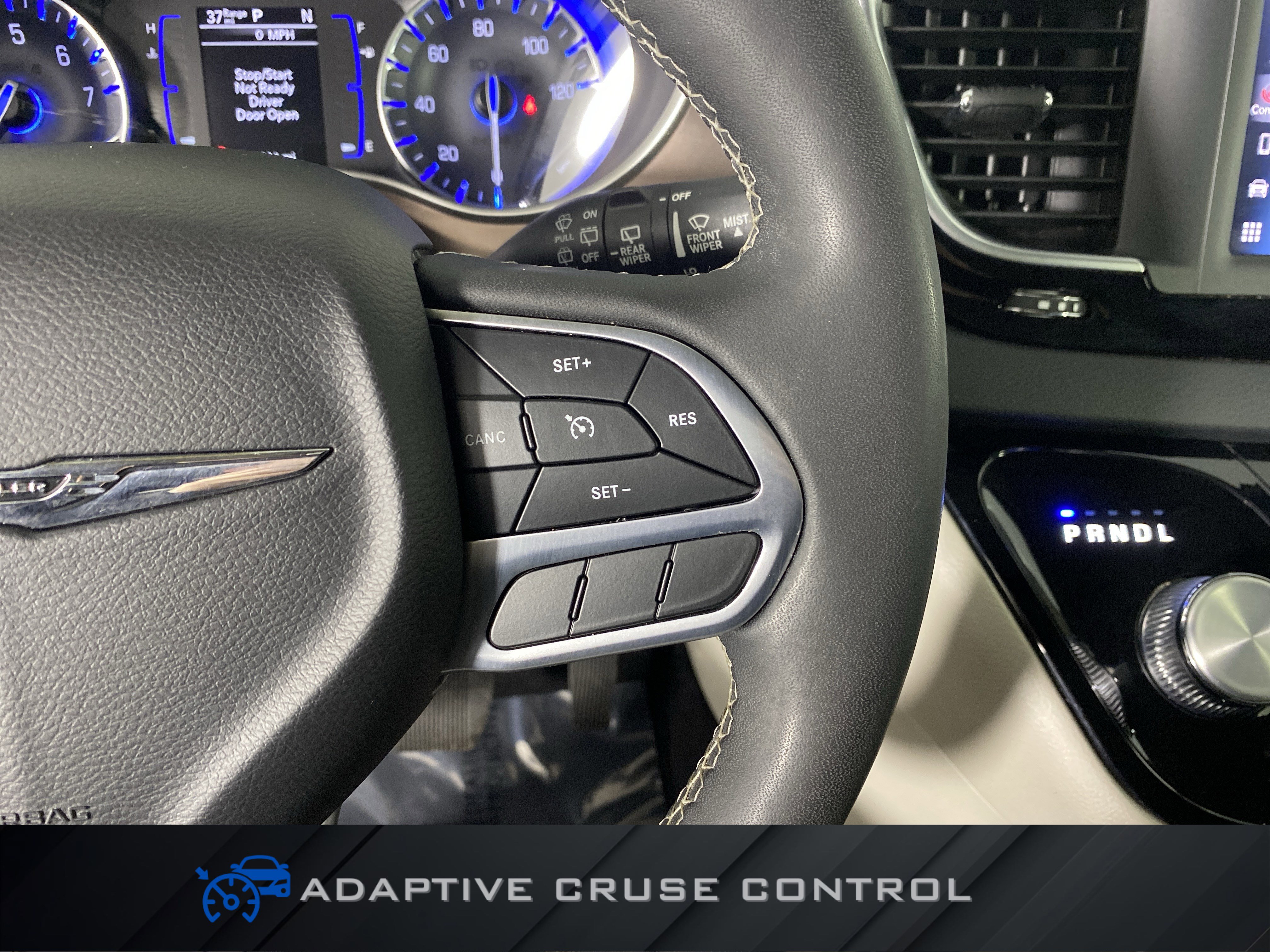 Used 2023 Chrysler Voyager LX image 24