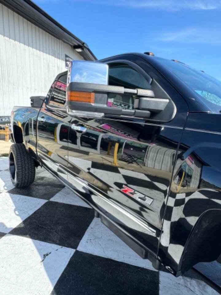 Used 2016 Chevrolet Silverado 2500 LTZ w/ Duramax Plus Package image 9