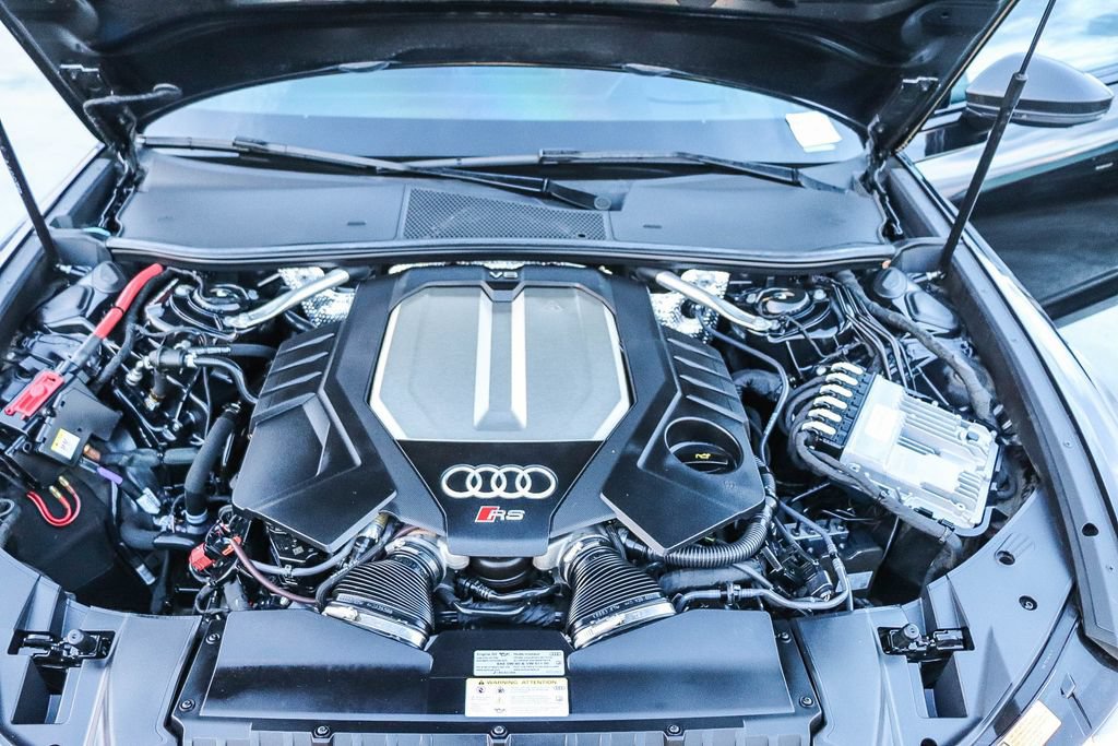 Used 2022 Audi RS 6 w/ Carbon Optic Package AWD/4WD image 30