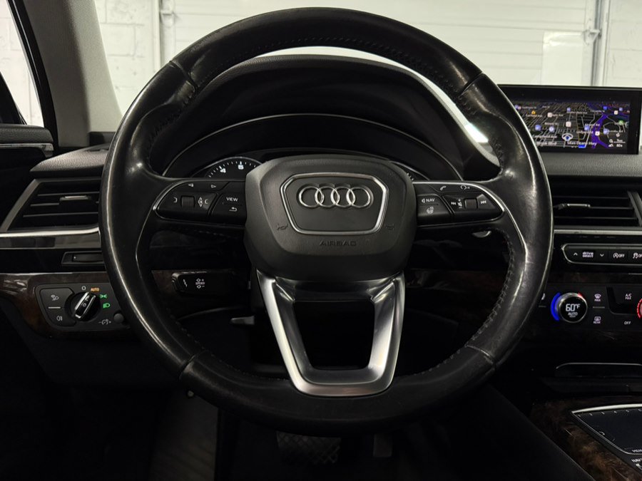 Used 2017 Audi Q7 3.0T Premium AWD/4WD image 25