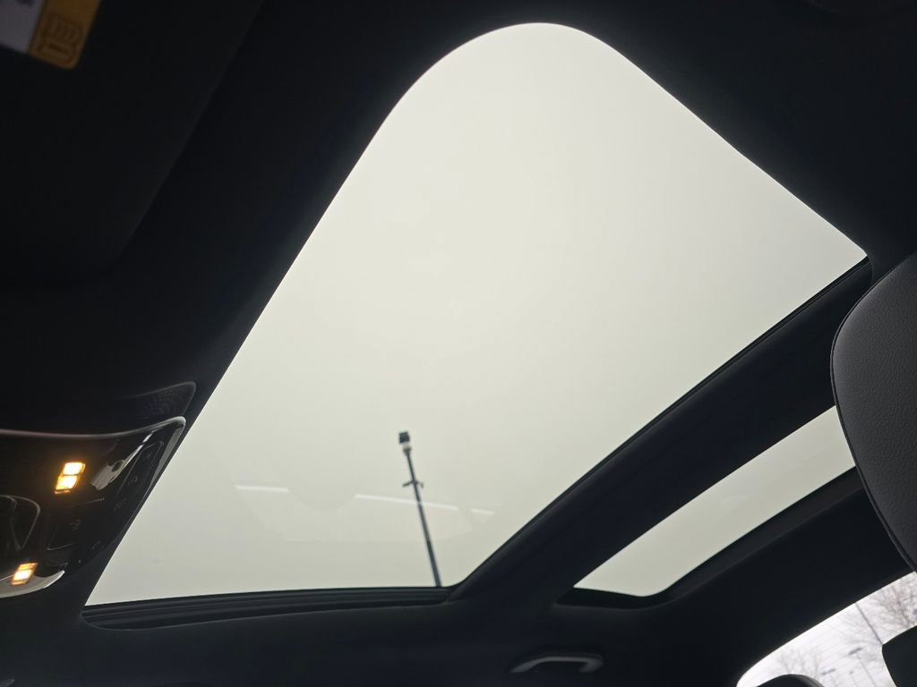 New 2026 Mercedes-Benz C 300 4MATIC Sedan image 3