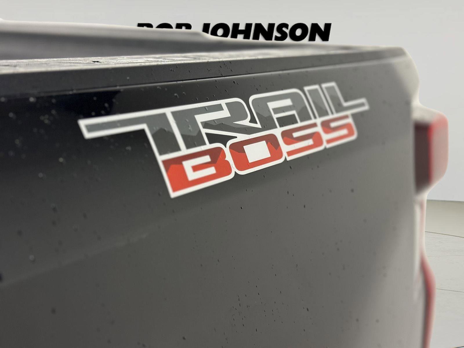 Certified 2022 Chevrolet Silverado 1500 LT Trail Boss image 9