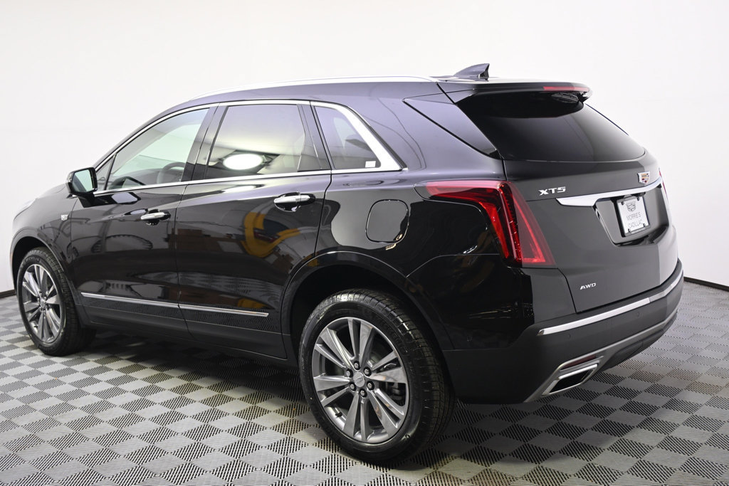 New 2026 Cadillac XT5 Premium Luxury w/ Driver Assist Package AWD/4WD image 3