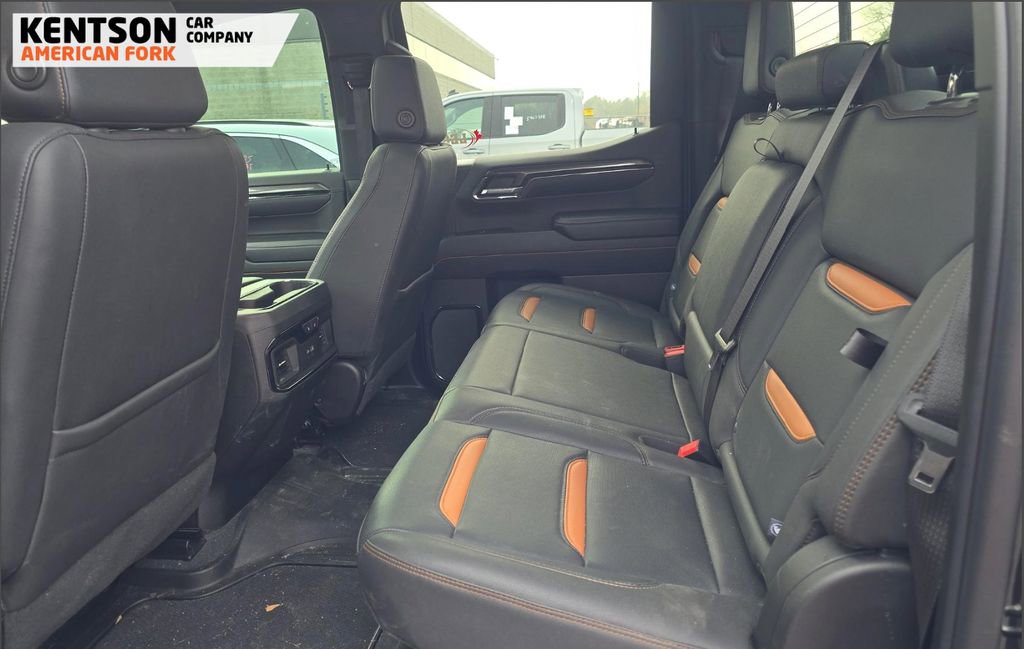 Used 2024 GMC Sierra 1500 AT4 w/ Technology Package image 6