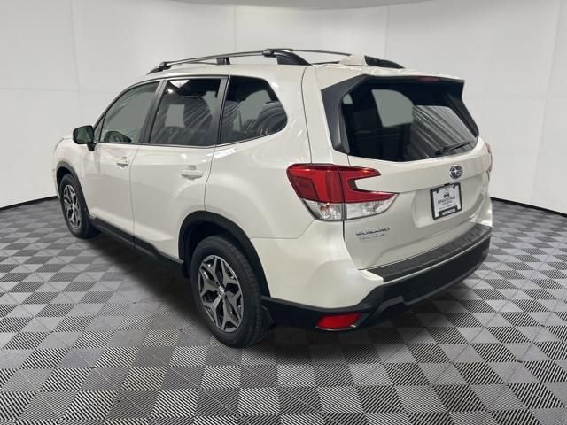 Used 2019 Subaru Forester Premium image 6