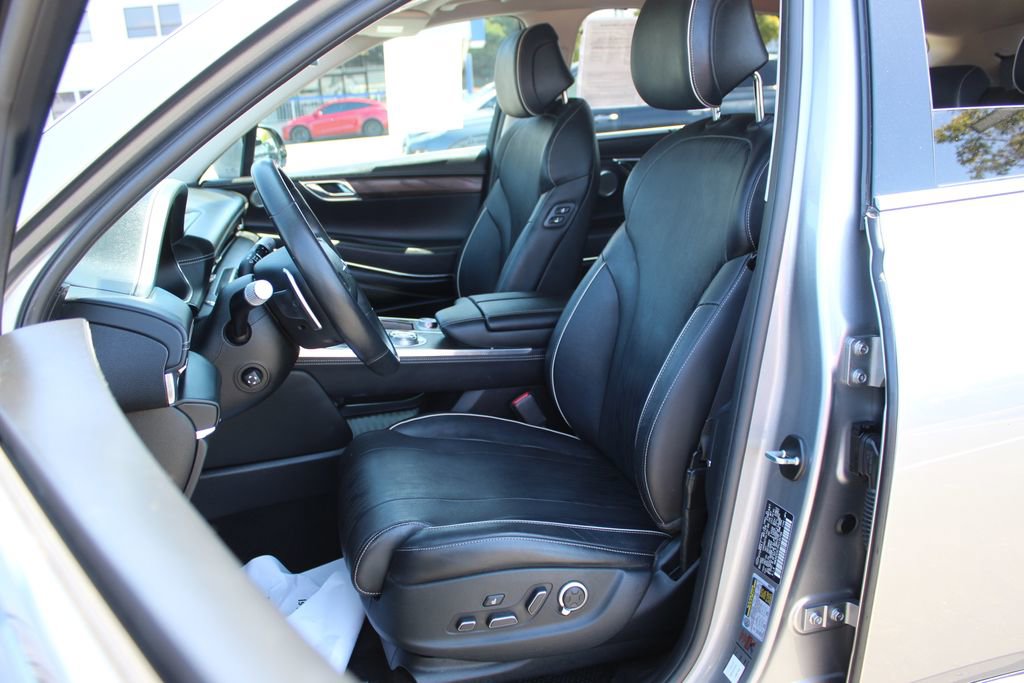Used 2023 Genesis GV80 3.5T Advanced + AWD/4WD image 13