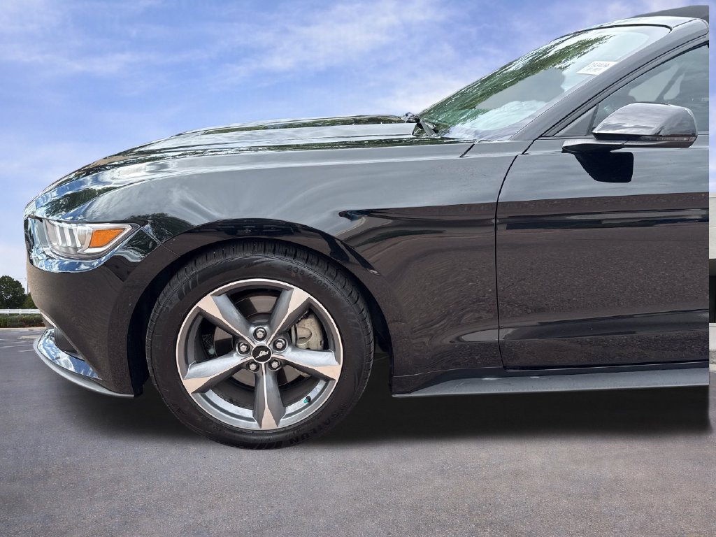 Used 2015 Ford Mustang Premium w/ Equipment Group 201A RWD image 26