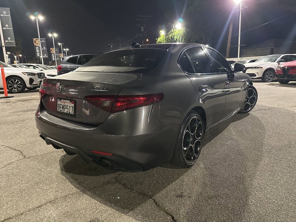 Used 2022 Alfa Romeo Giulia Veloce image 5