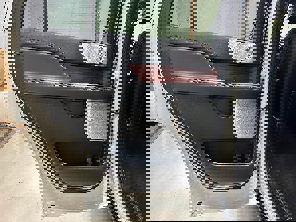 Used 2021 Lincoln Navigator Reserve w/ Luxury Package image 29