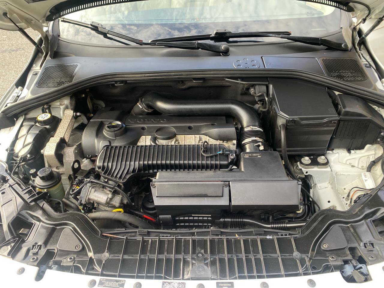 Used 2014 Volvo S60 T5 image 40