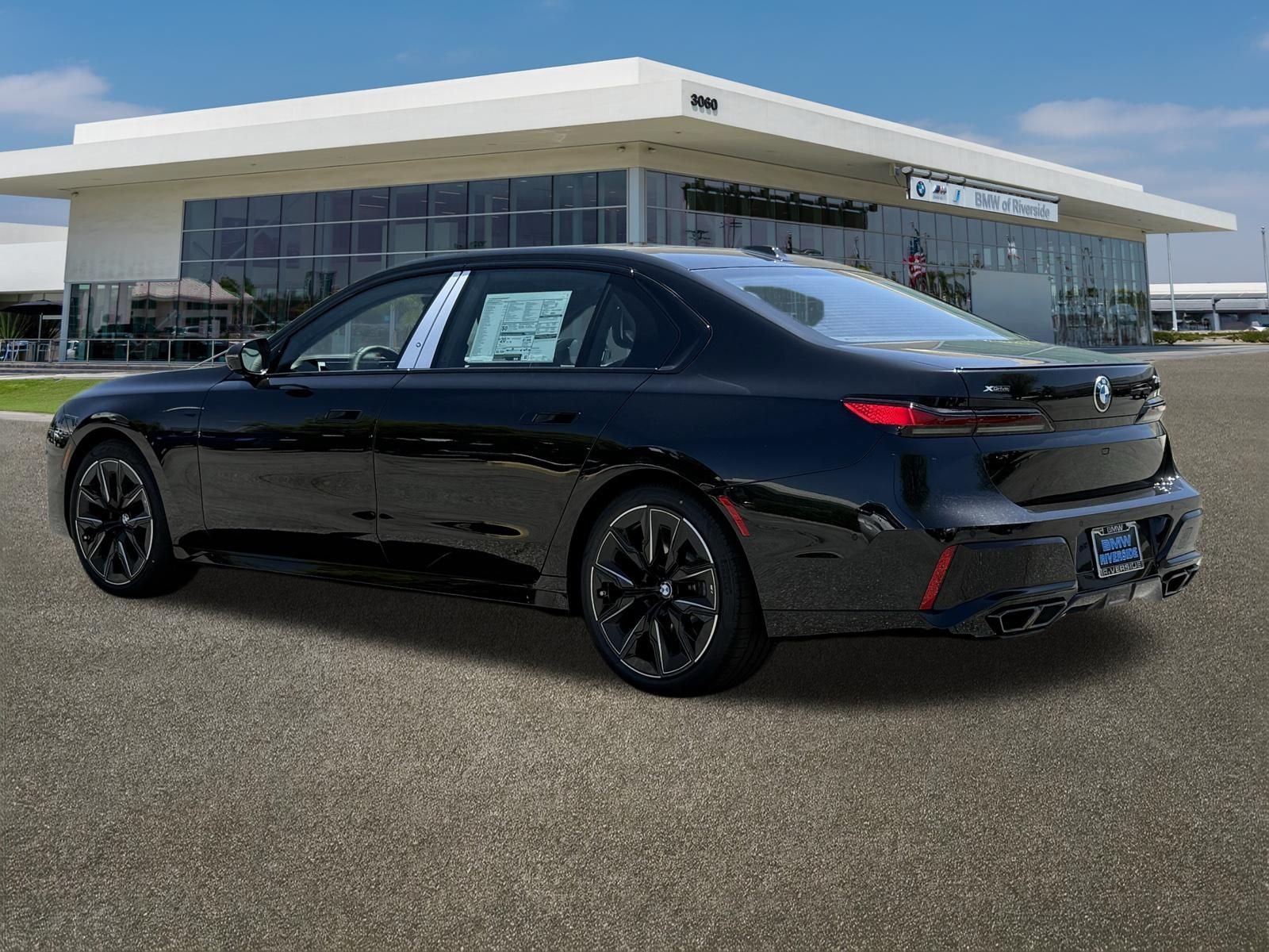 New 2026 BMW 760i xDrive w/ Luxury Rear Seating Package AWD/4WD image 8