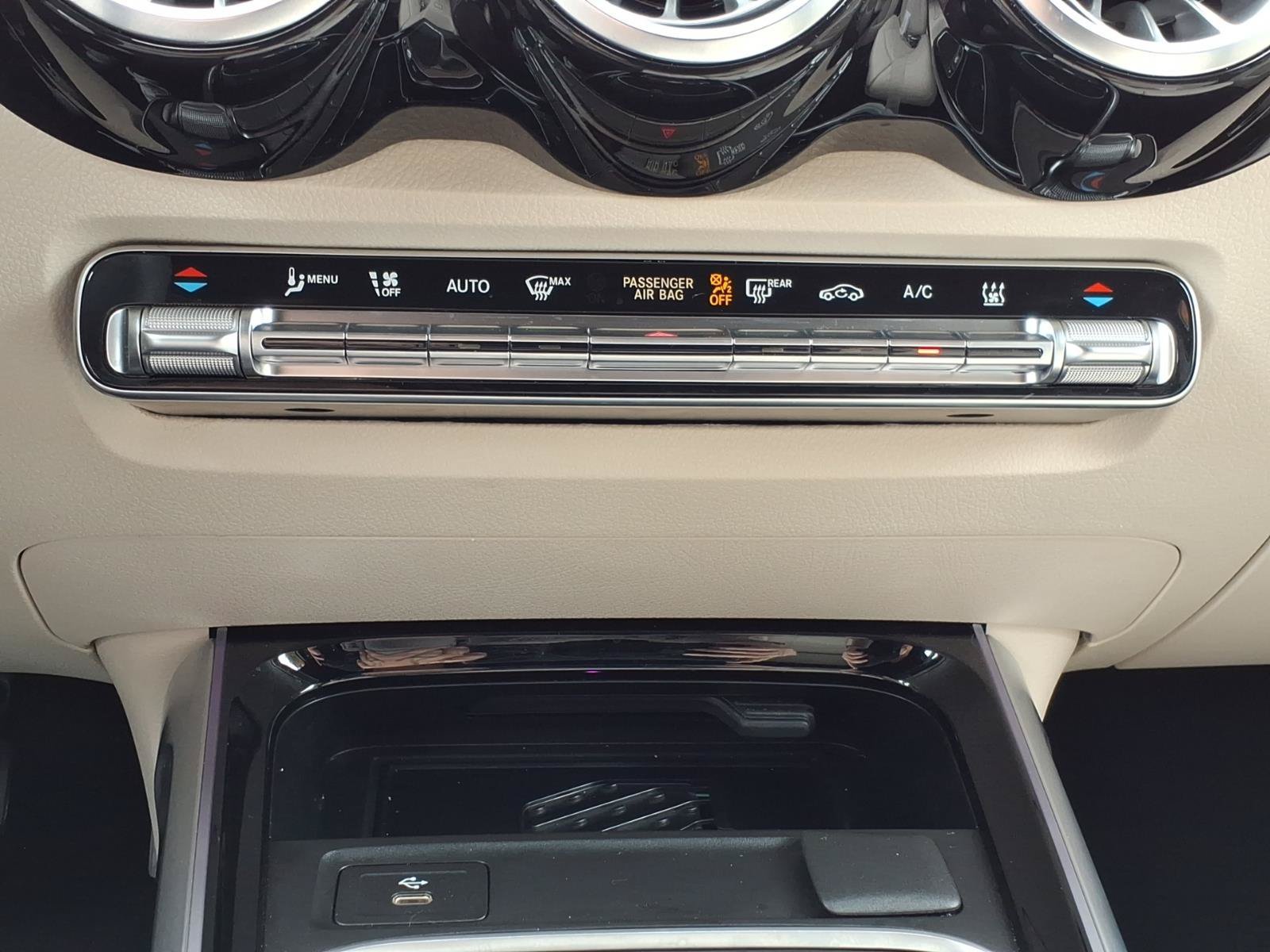 Certified 2025 Mercedes-Benz EQB 300 4MATIC image 18