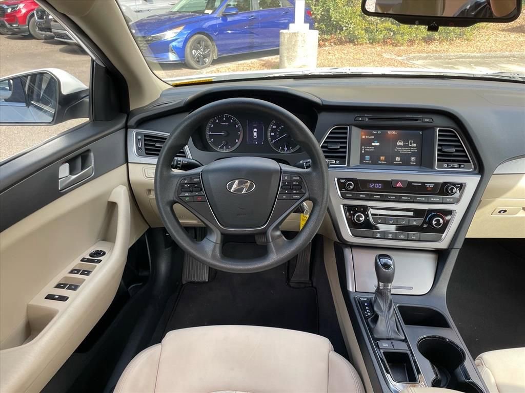 Used 2016 Hyundai Sonata SE image 6
