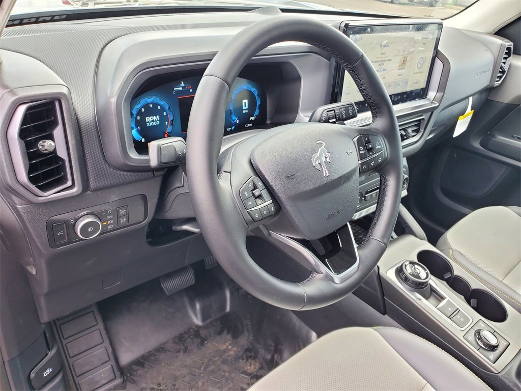 Used 2025 Ford Bronco Sport Badlands w/ Sasquatch Badlands Package image 8
