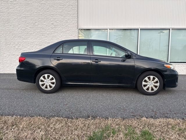 Used 2011 Toyota Corolla LE image 7