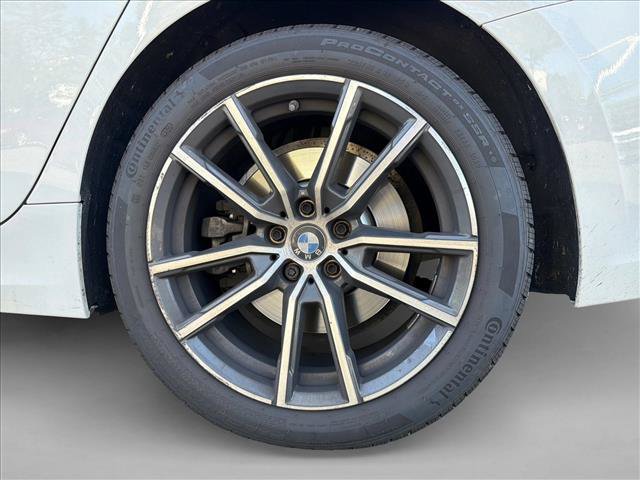 Used 2021 BMW 330i xDrive Sedan w/ Driving Assistance Package AWD/4WD image 9