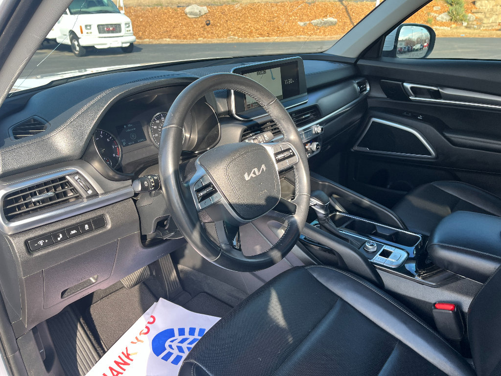 Used 2022 Kia Telluride LX image 28