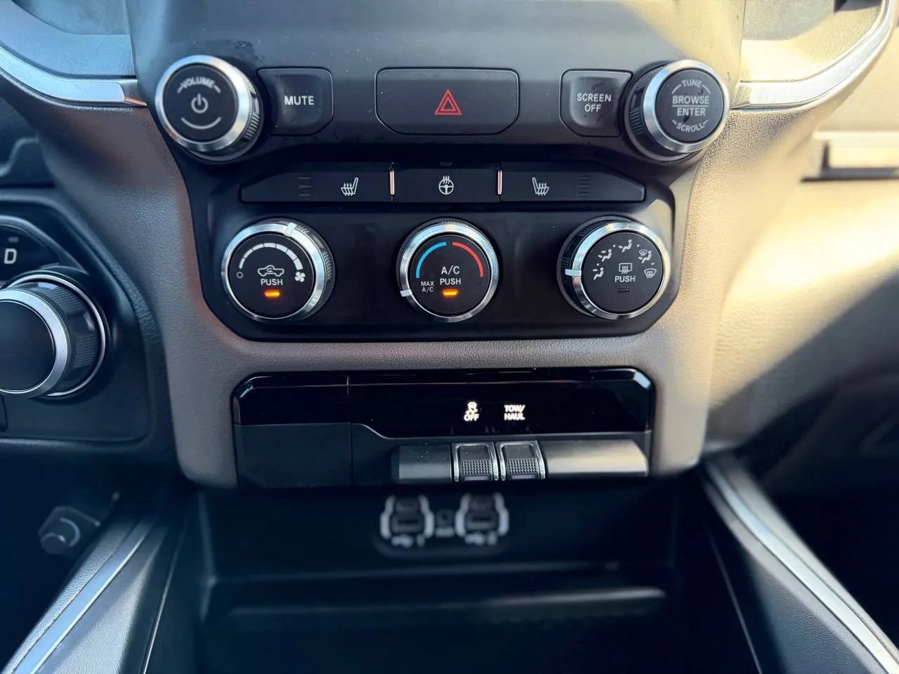 Used 2024 RAM 1500 Big Horn image 53