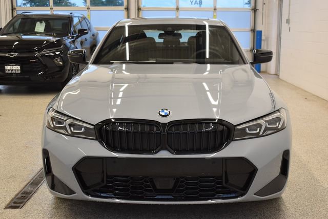 New 2026 BMW 330i xDrive Sedan w/ M Sport Package AWD/4WD image 3