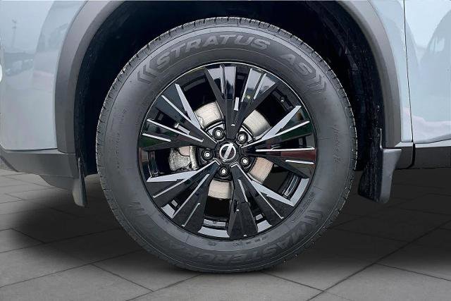 Certified 2023 Nissan Rogue SV w/ SV Premium B Package AWD/4WD image 11
