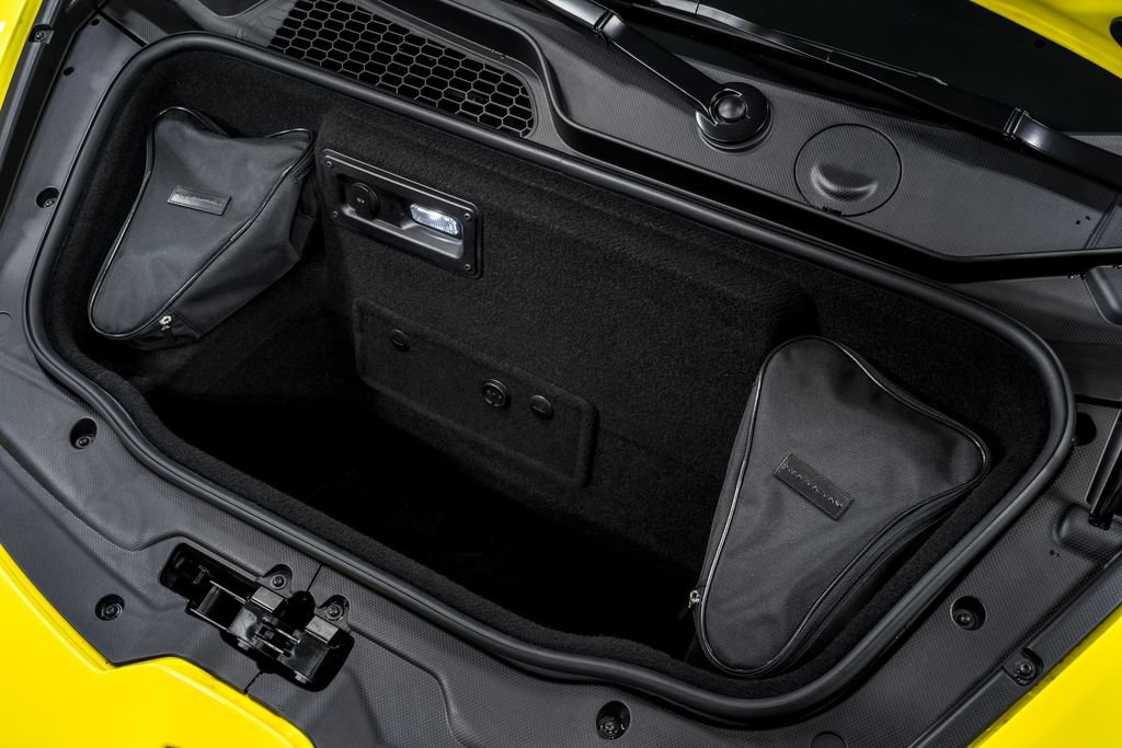 Used 2022 Lamborghini Huracan EVO AWD/4WD image 44