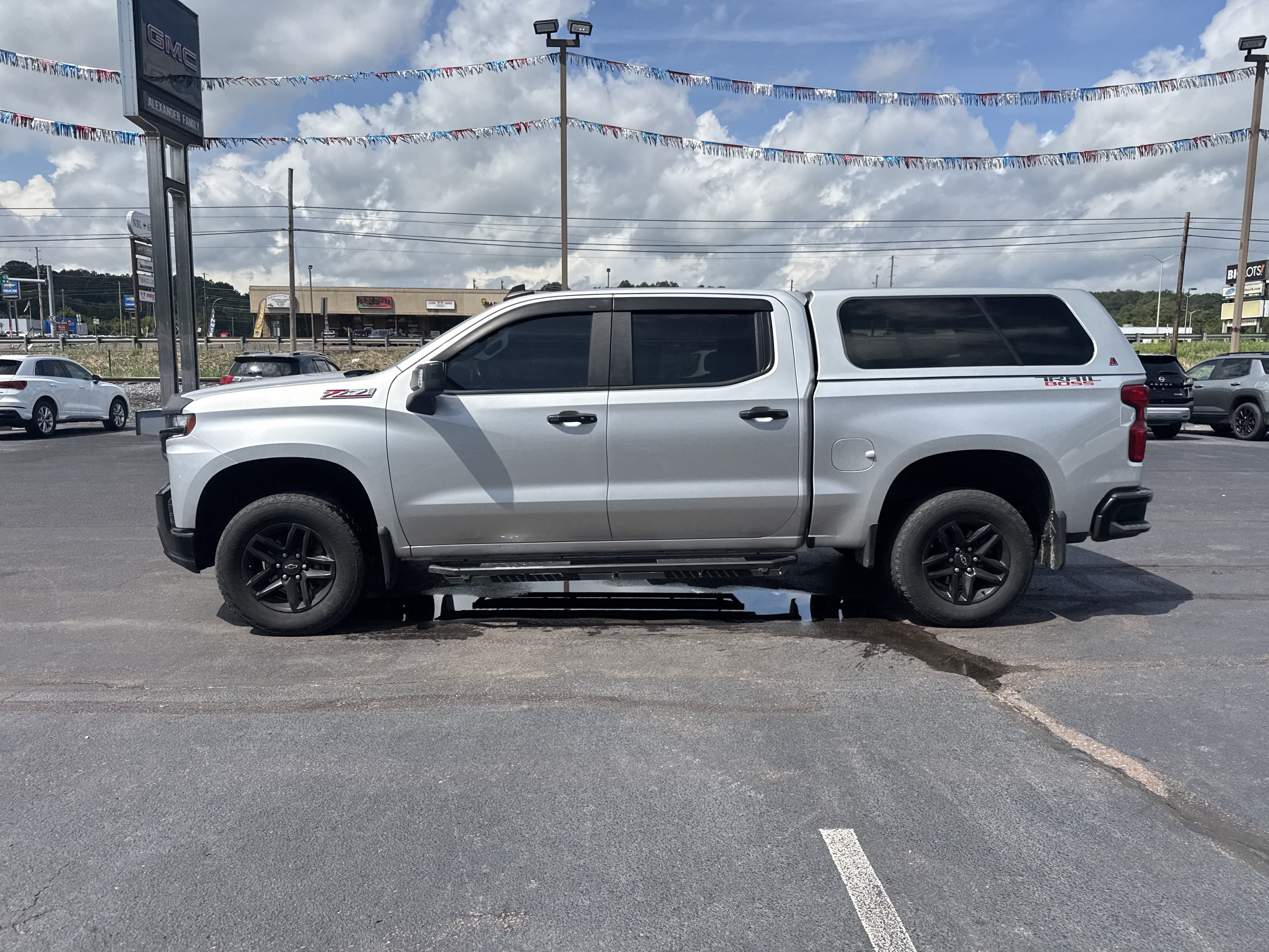 Used 2021 Chevrolet Silverado 1500 LT Trail Boss w/ Convenience Package II AWD/4WD image 7