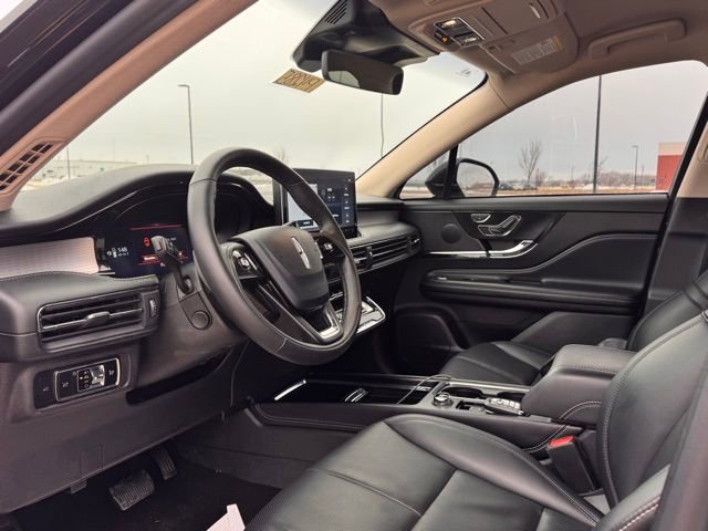 Used 2024 Lincoln Corsair Premiere w/ Equipment Group 101A image 8