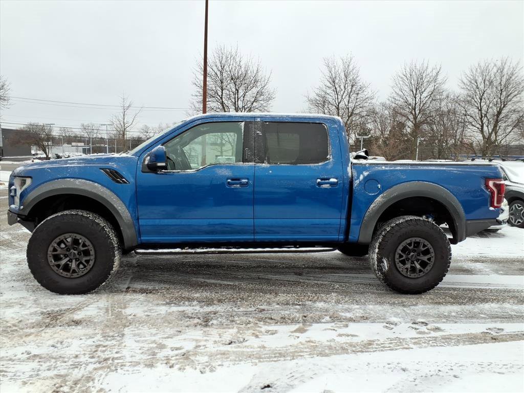 Used 2018 Ford F150 Raptor w/ Equipment Group 802A Luxury image 2