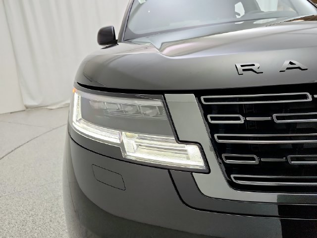 New 2026 Land Rover Range Rover SE AWD/4WD image 30