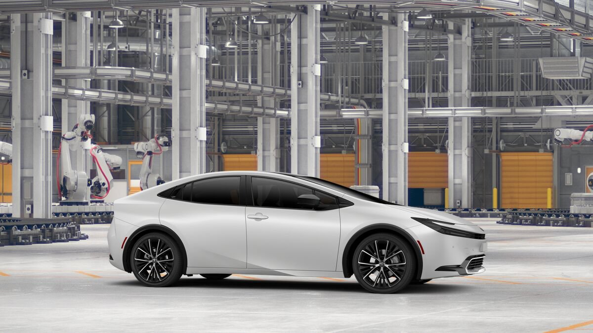 New 2026 Toyota Prius XLE FWD image 13