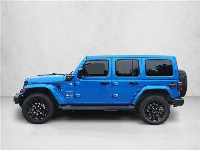 Used 2022 Jeep Wrangler Unlimited Sahara w/ Cold Weather Group AWD/4WD image 8