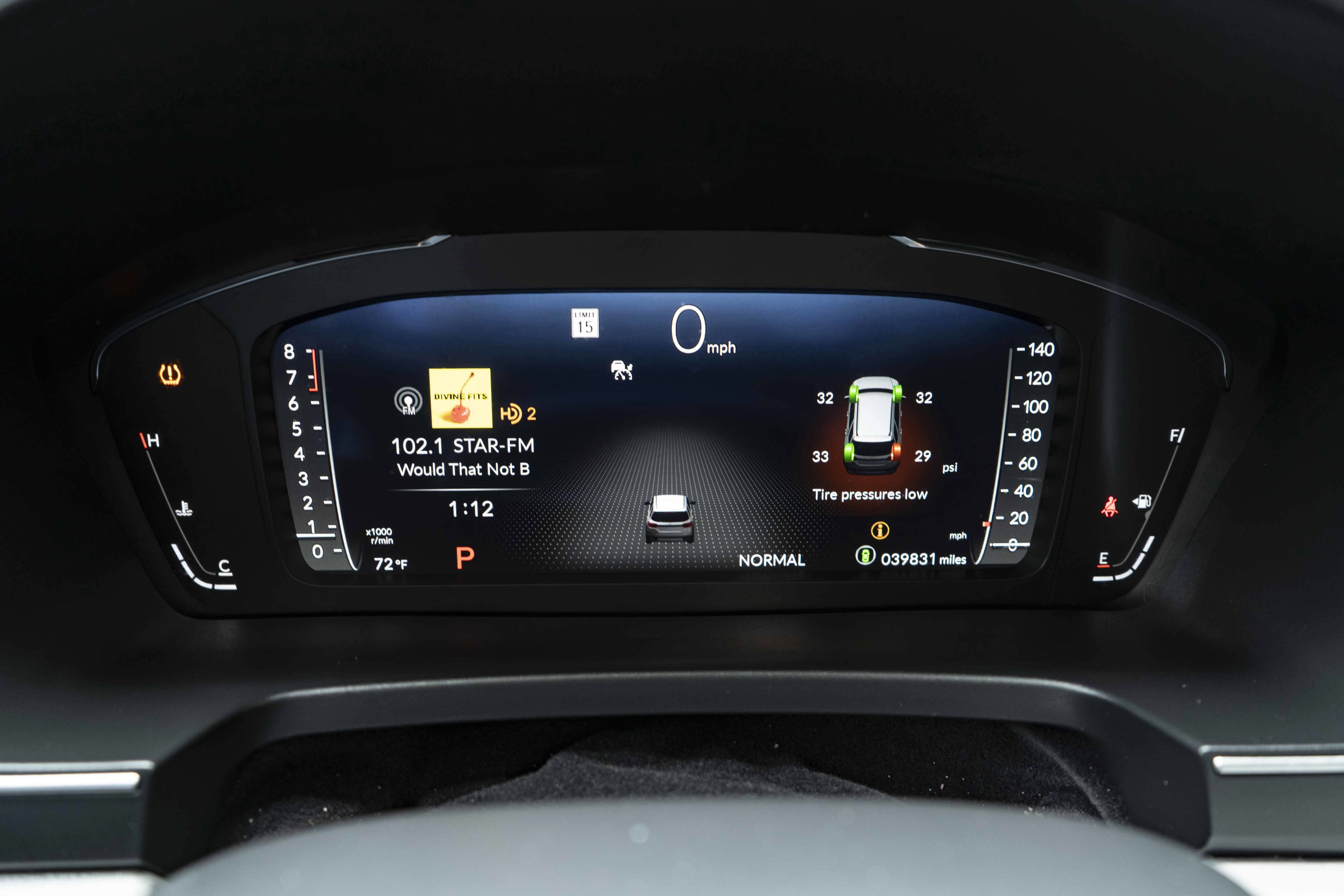 Used 2025 Honda Pilot Elite image 23