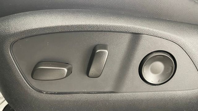 Used 2025 GMC Acadia Denali w/ Super Cruise Package image 35