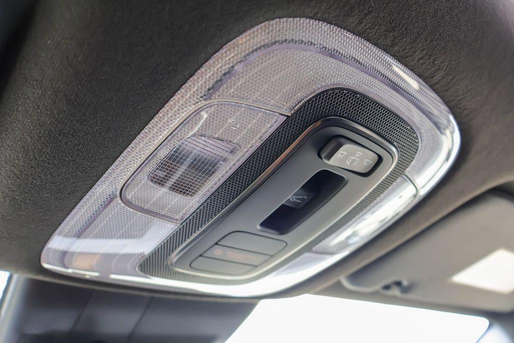 New 2026 Hyundai Elantra SEL Sport FWD image 17
