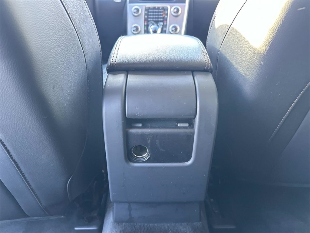 Used 2017 Volvo V60 T5 Cross Country w/ Convenience Package image 15