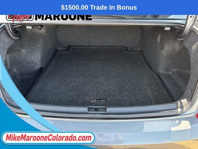 Used 2018 Volkswagen Passat 2.0T SE image 7