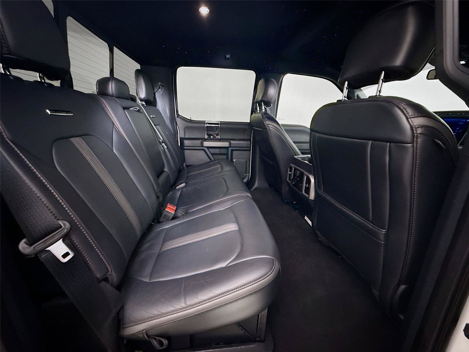 Used 2022 Ford F450 Platinum w/ FX4 Off-Road Package AWD/4WD image 21