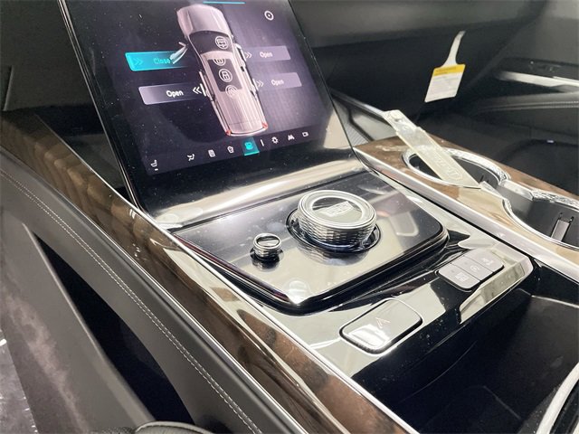 New 2026 Cadillac Escalade Platinum Sport w/ LPO, ONYX Package image 23