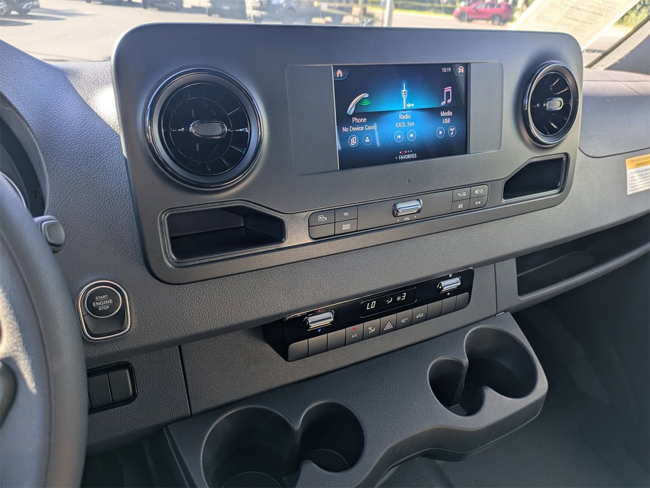 Used 2024 Mercedes-Benz Sprinter 3500 image 6