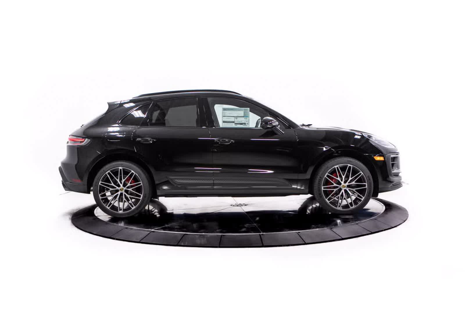 Certified 2026 Porsche Macan S AWD/4WD image 8