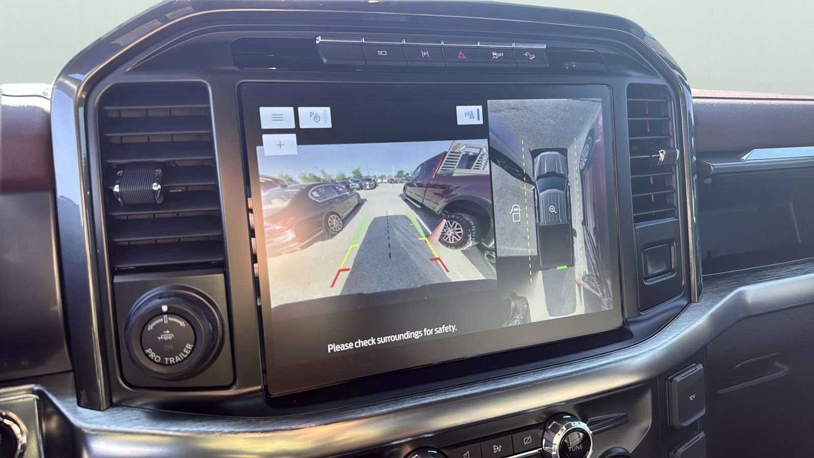 Used 2022 Ford F150 Lariat w/ Equipment Group 502A High image 19