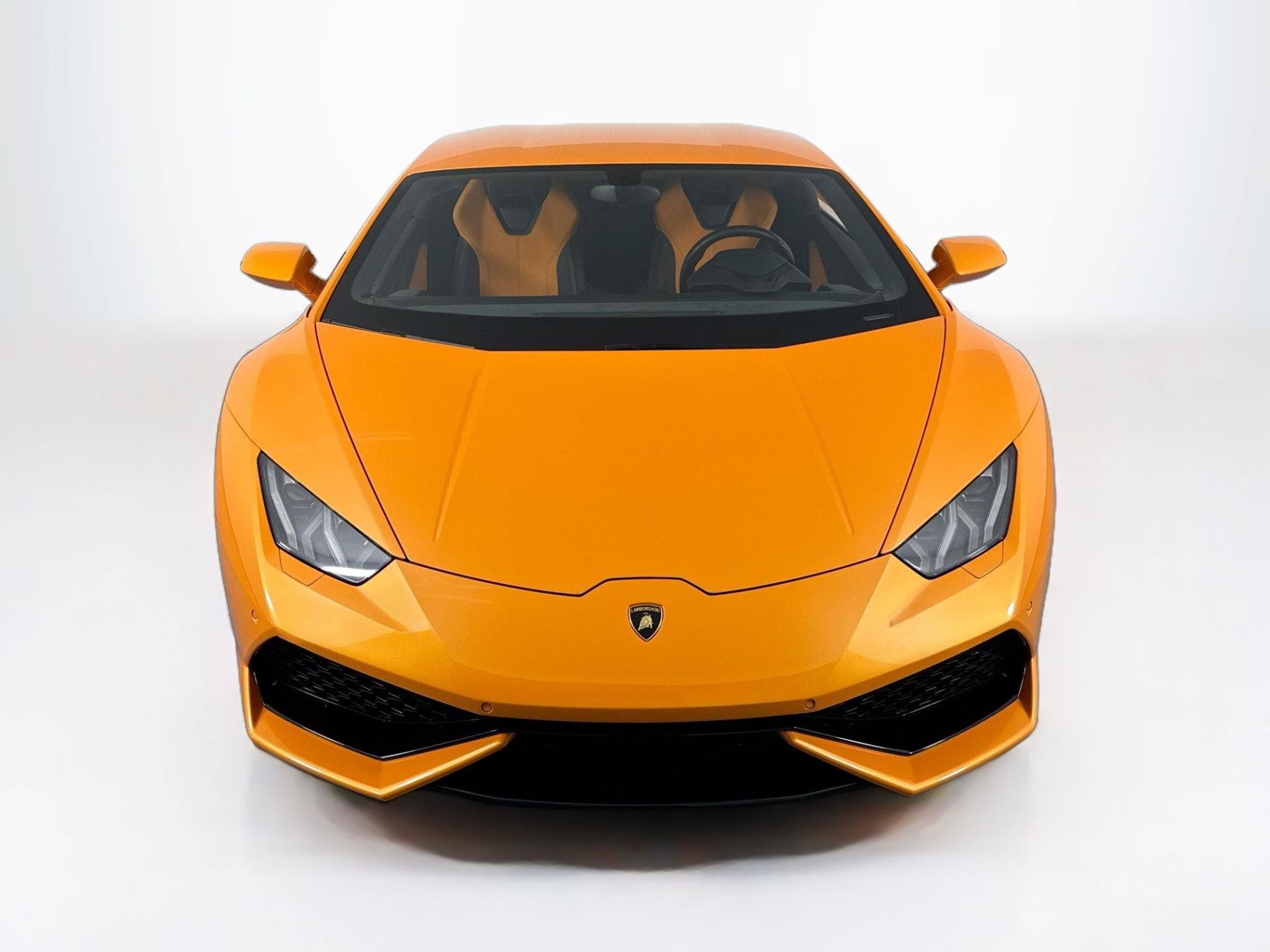 Used 2016 Lamborghini Huracan LP 610-4 AWD/4WD image 2
