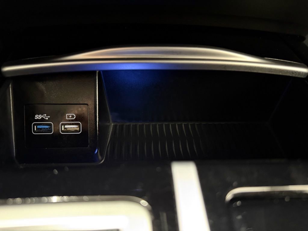 Used 2023 Genesis G80 2.5T image 37