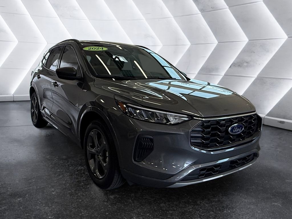 Used 2024 Ford Escape ST-Line w/ Tech Pack #1