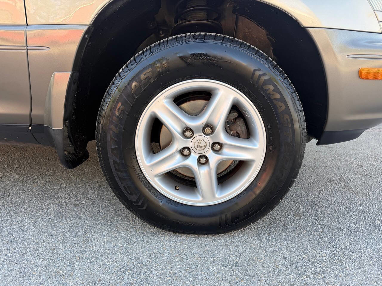 Used 2000 Lexus RX 300 4WD image 33