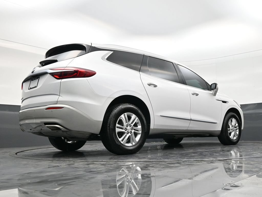 Used 2021 Buick Enclave Essence w/ Sound and Sites Package FWD image 24
