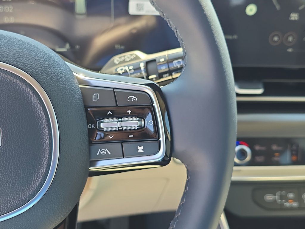 New 2026 Kia Carnival SX Prestige FWD image 33