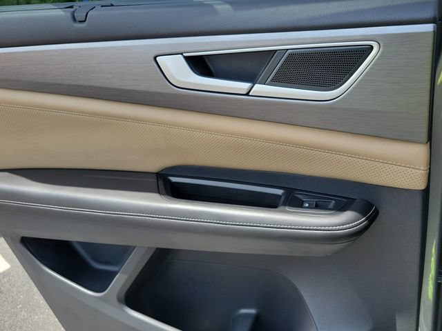 Used 2024 Volkswagen Atlas Cross Sport SE FWD image 26